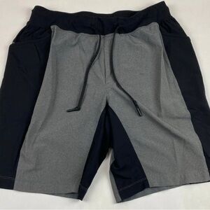 Men’s Lululemon Size Large Lined Grey/Black Shorts
